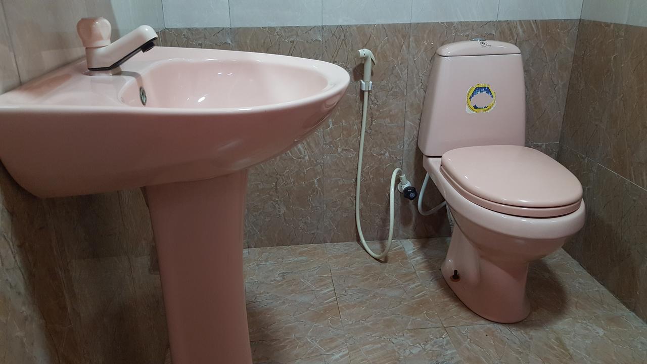 Tulip Guest Inn Point Pedro Экстерьер фото