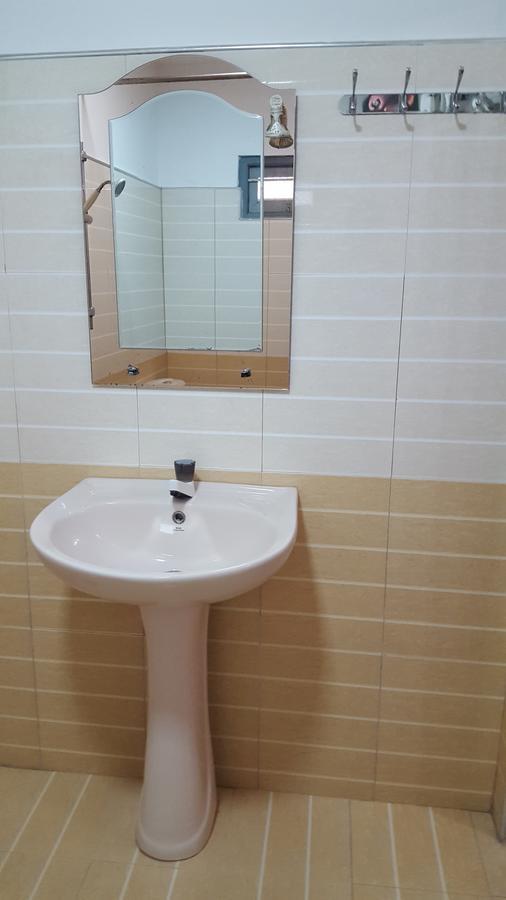 Tulip Guest Inn Point Pedro Экстерьер фото