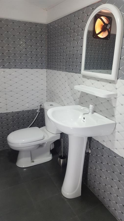 Tulip Guest Inn Point Pedro Экстерьер фото